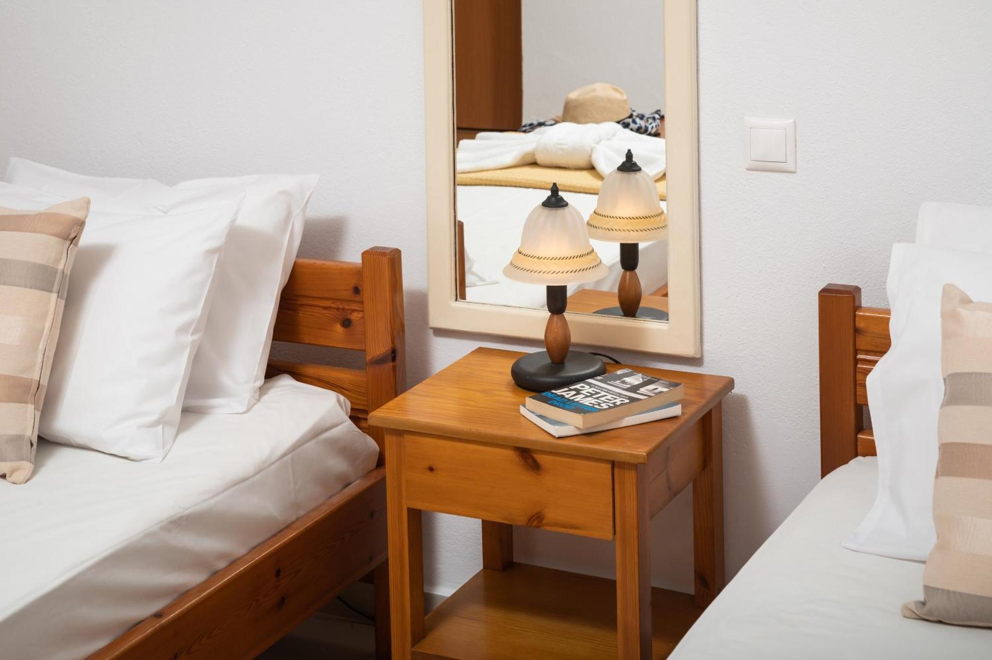 Aphrodite Apartments Kalyves Dış mekan fotoğraf